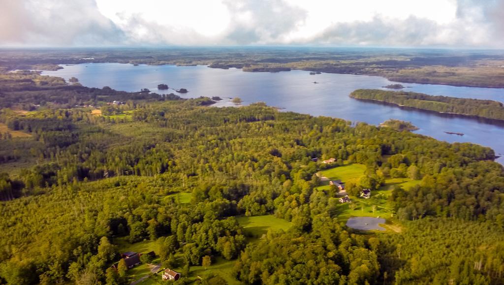 Stenbrohult  Hotel & Pensionat Bjorkelund المظهر الخارجي الصورة