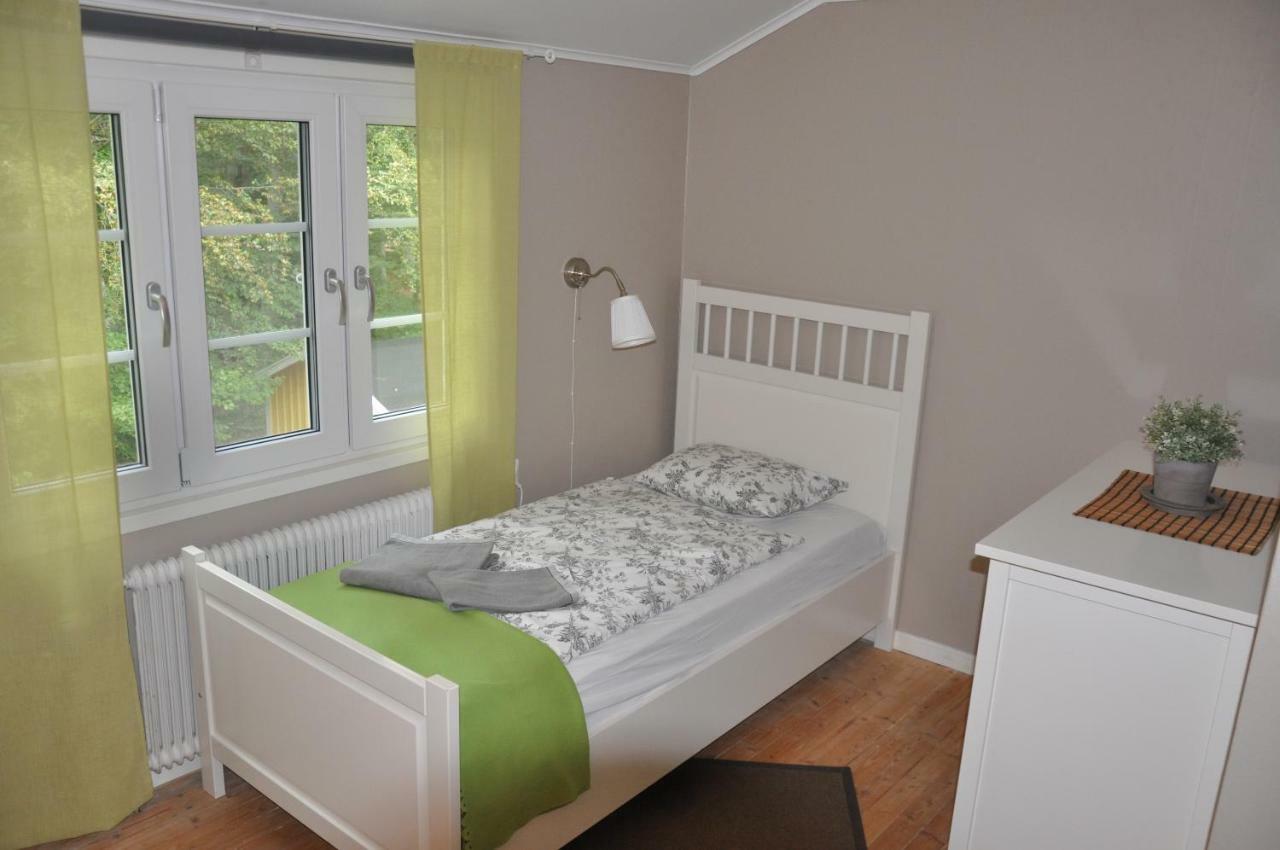 Hotel & Pensionat Bjoerkelund Stenbrohult  المظهر الخارجي الصورة
