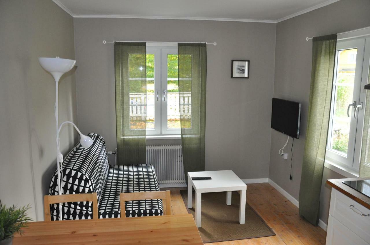 Hotel & Pensionat Bjoerkelund Stenbrohult  المظهر الخارجي الصورة
